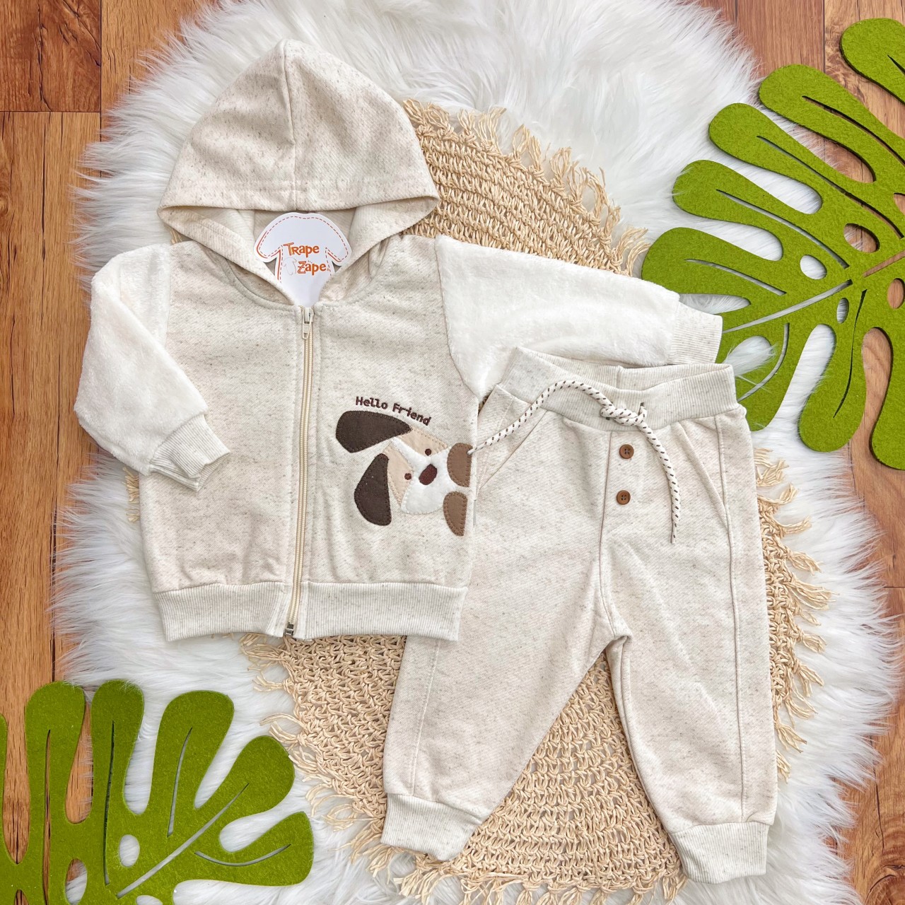 Conj. Jaqueta com Pelinho Hello Friend e Calça em Linho - Areia e Off White